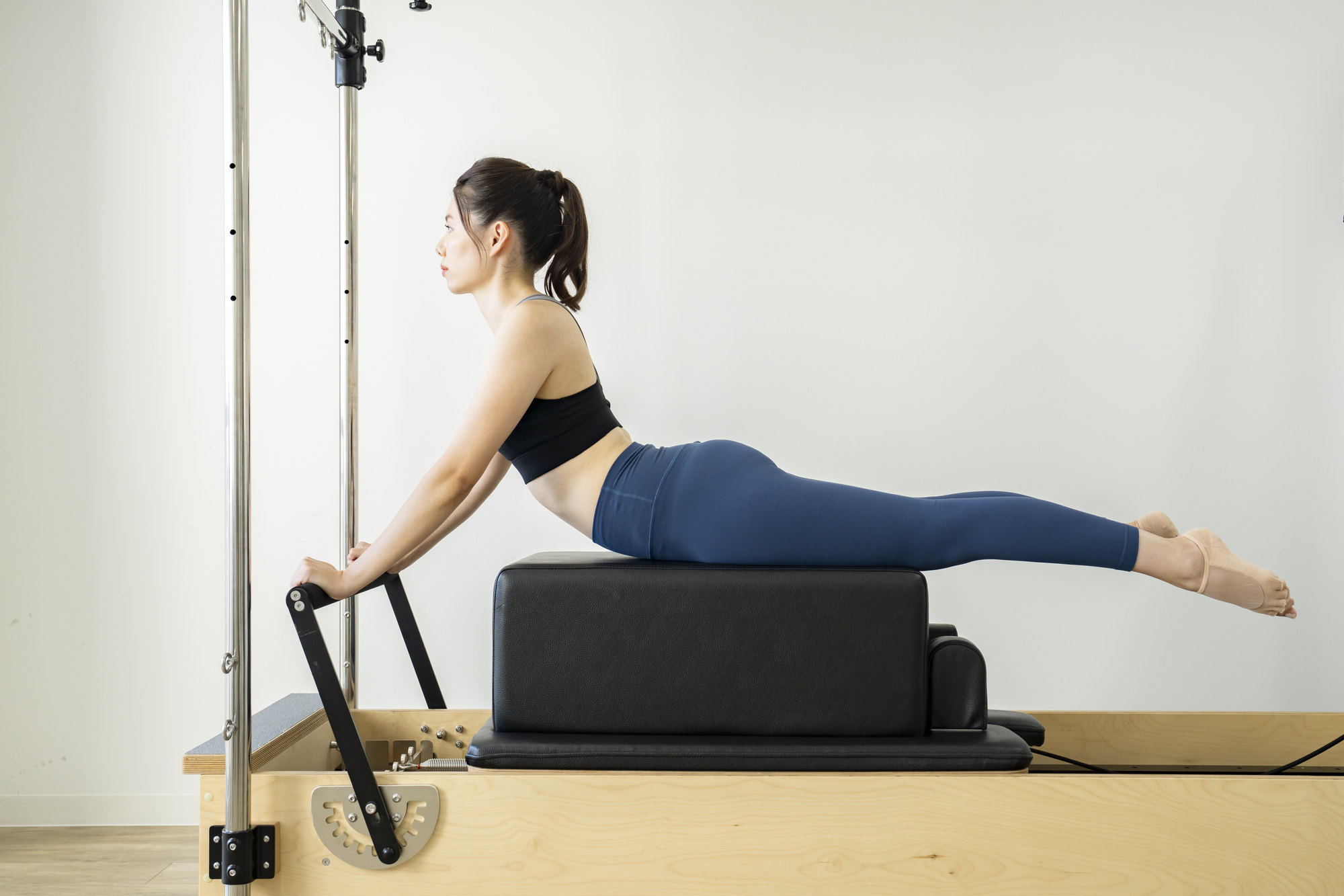 マシンピラティスとは？効果やマットピラティスとの違いも解説pilates K ピラティスケー