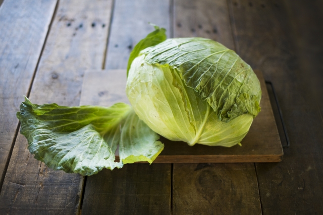 キャベツ”の千切り、洗ってから切る？切ってから洗う？「何か変わるの！？」「お手軽だし真似しよう」クラシル