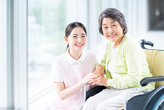 老人ホームの看取りとは？ケア内容や流れ・注意点について解説老人ホーム・介護施設をお探しなら「笑がおで介護紹介センター」