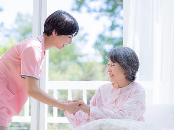 看取りとは？看取り介護で大切なこと3選、看取る場所を解説介護お役立ち情報静岡老人ホーム紹介タウンYAYA