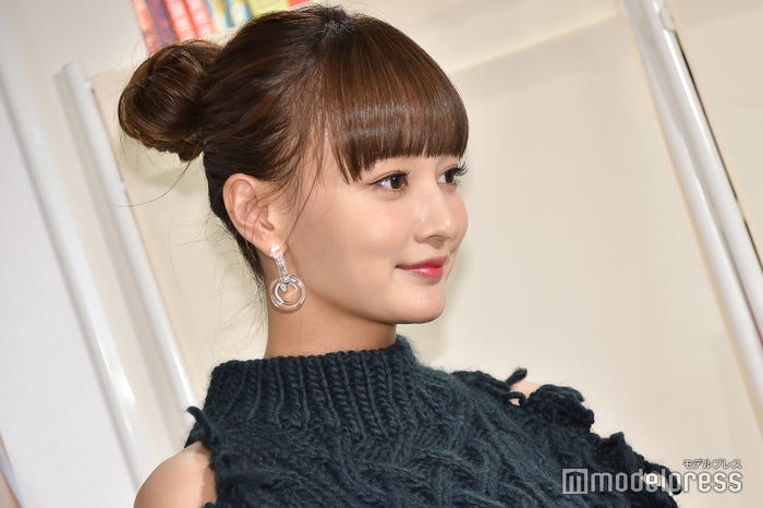 横顔がきれいな人の特徴6つ！美しくする方法も解説