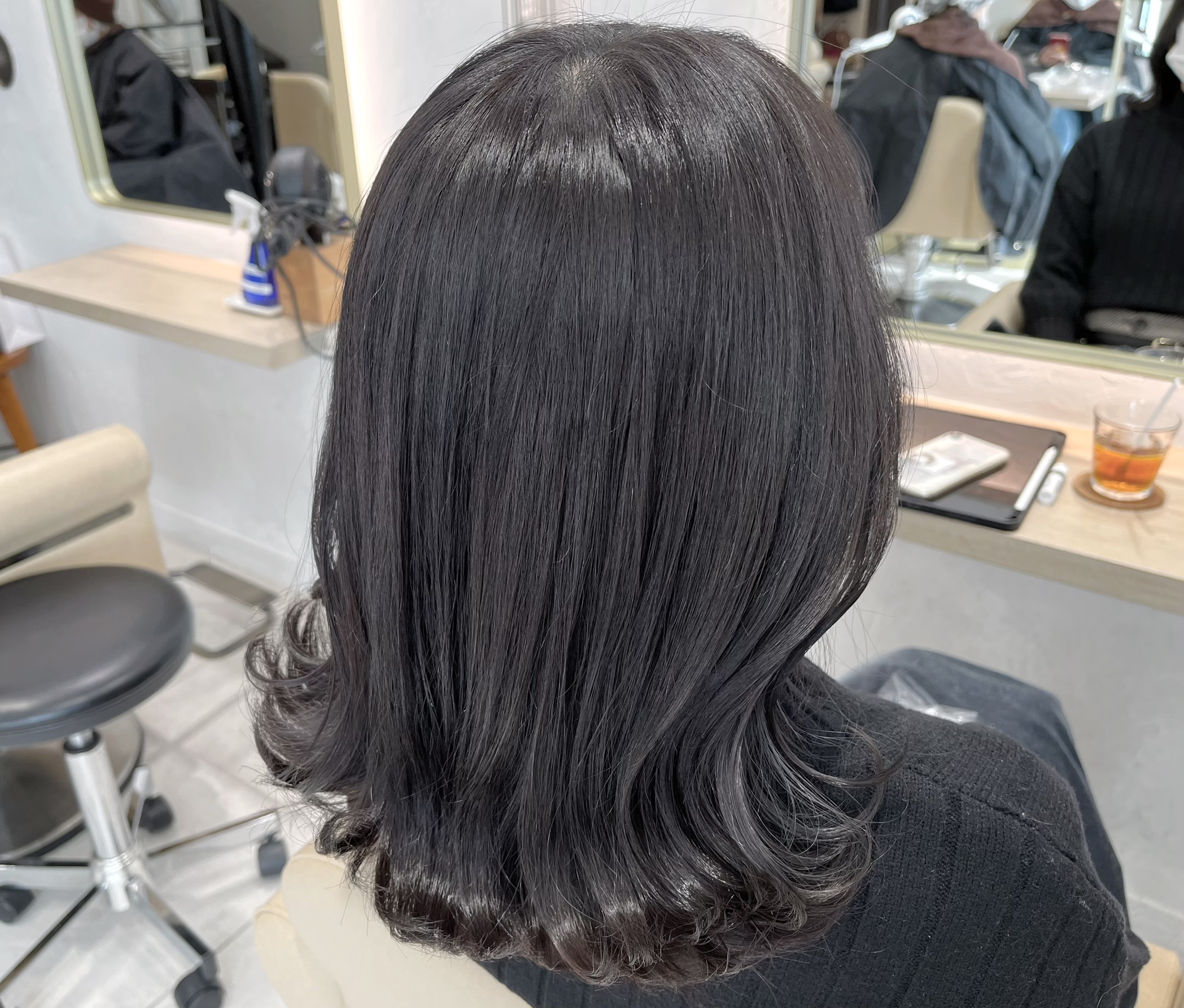 髪が柔らかく見える透明感カラーな作り方と、垢抜けヘアカラー♪GIFT 梅田 中崎町・西宮北口にある美容院ヘアサロンギフト