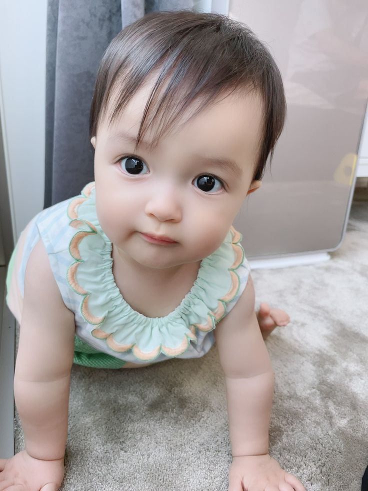 Indian Mother & Baby 美形な赤ちゃんEllie's Bouquet