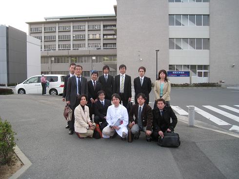 どっちに行くべき！？病院とクリニックの違いを徹底解説