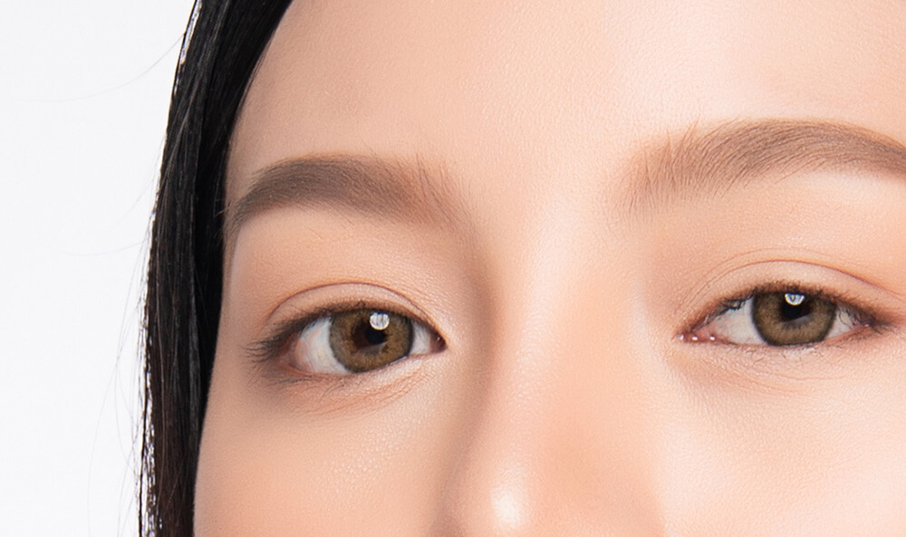 眼瞼形成術後修正「目の大きさの左右差を４Dデザインで揃える 他院術後修正」編美容整形の他院修正治療なら美容外科Kunoクリニック