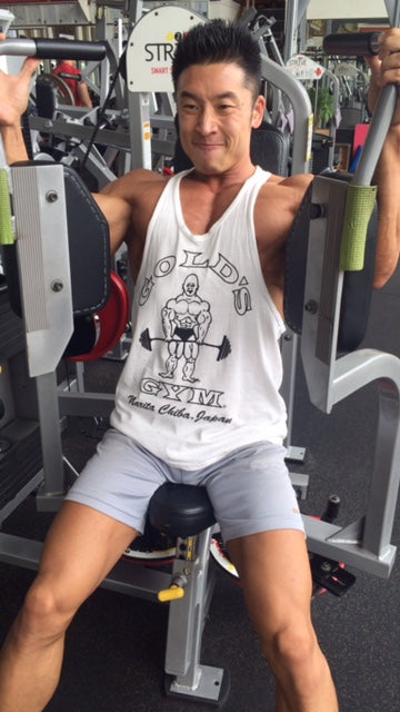 上体を反らすと痛い人はお腹の筋肉が硬い？硬いお腹をほぐす 1分間の筋膜リリースヨガジャーナルオンライン