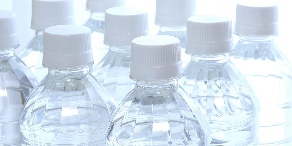 4年3か月前に賞味期限が切れたペットボトルの水はこんな感じですかたづけこびとのみつけかた