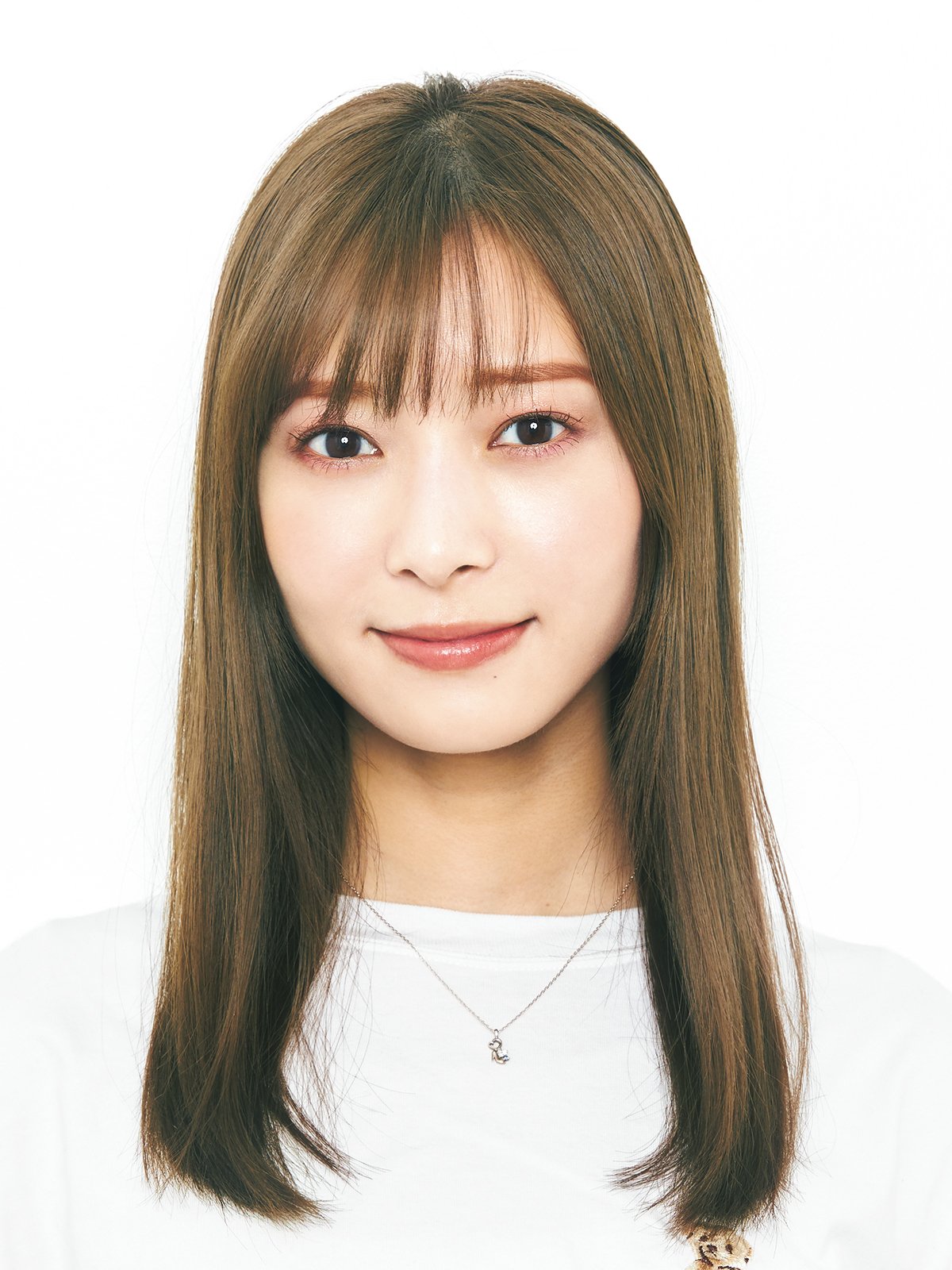 失敗を回避する「前髪の切り方」と「切りすぎた時の対処法」美的.com