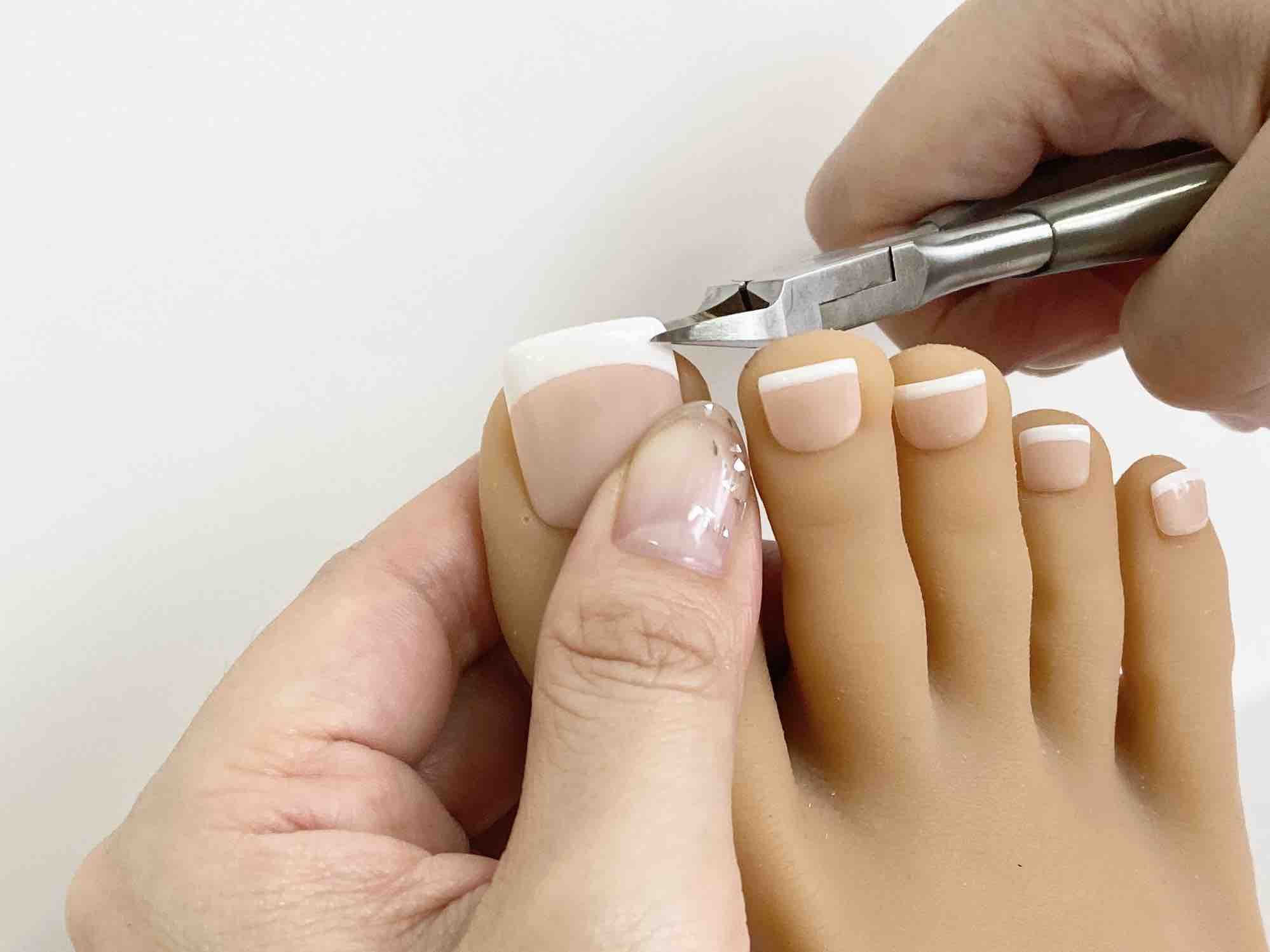 爪が小さい、爪をきれいに伸ばしたい、爪のお手入、爪のお悩みは爪ケア専門店ティンカーベルにお任せくださいサロン運営への思いやネイルのお手入れについて綴るブログ宜野湾市の爪ケアなら信頼と実績のティンカーベル