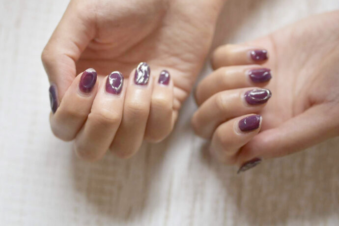 フットネイルの付け替え頻度は？放置した際の爪トラブルも紹介