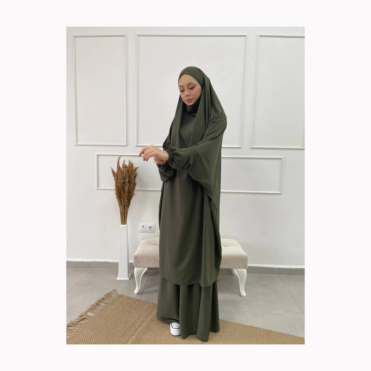 イードフード付きイスラム教徒の長いキマール女性ヒジャーブドレス祈り衣服ジルバブアバヤフルカバーラマダンガウンブルカイスラム服時代を超えたエレガンス:世界中のバイヤーのための高品質ムスリムのブルカ