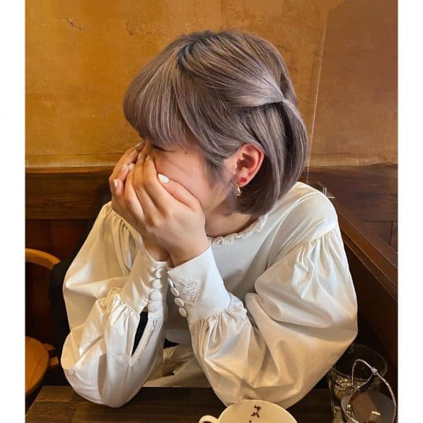 画像 好感度抜群の笑顔の作り方顔ヨガ「V字上げ」2種でトレーニング女性セブンプラス