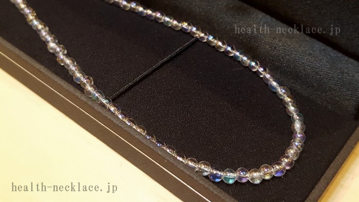 肩こりに ファイテン RAKUWA磁気チタンネックレス BULLET 装着部位のこり及び血行の改善ファイテン バレット – ウーマンジャパン