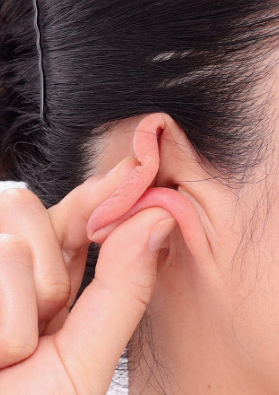 耳マッサージ・耳つぼのすごい効果とは？大学教授＆イヤーセラピストが解説！美的.com