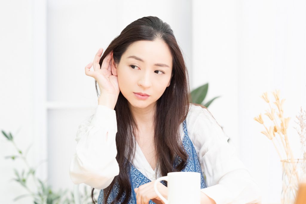 加齢性難聴を題材とし、「聞こえ」の大切さを漫画で表現 第1話を2022年2月18日 金 に公開 「お父さん篇～聞こえる。でも聞き取れない理由は・」ソノヴァ・ジャパン株式会社のプレスリリース