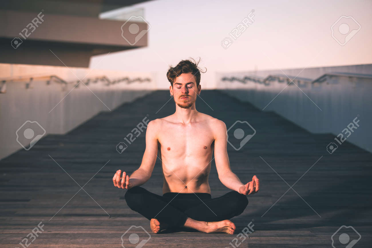 寝る前瞑想のやり方と効果ベッドの上でマインドフルネスとは？ – SOELU ソエルMagazine