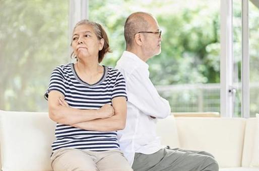 10ページ目夫婦喧嘩の写真素材写真素材なら「写真AC」無料 フリー ダウンロードOK