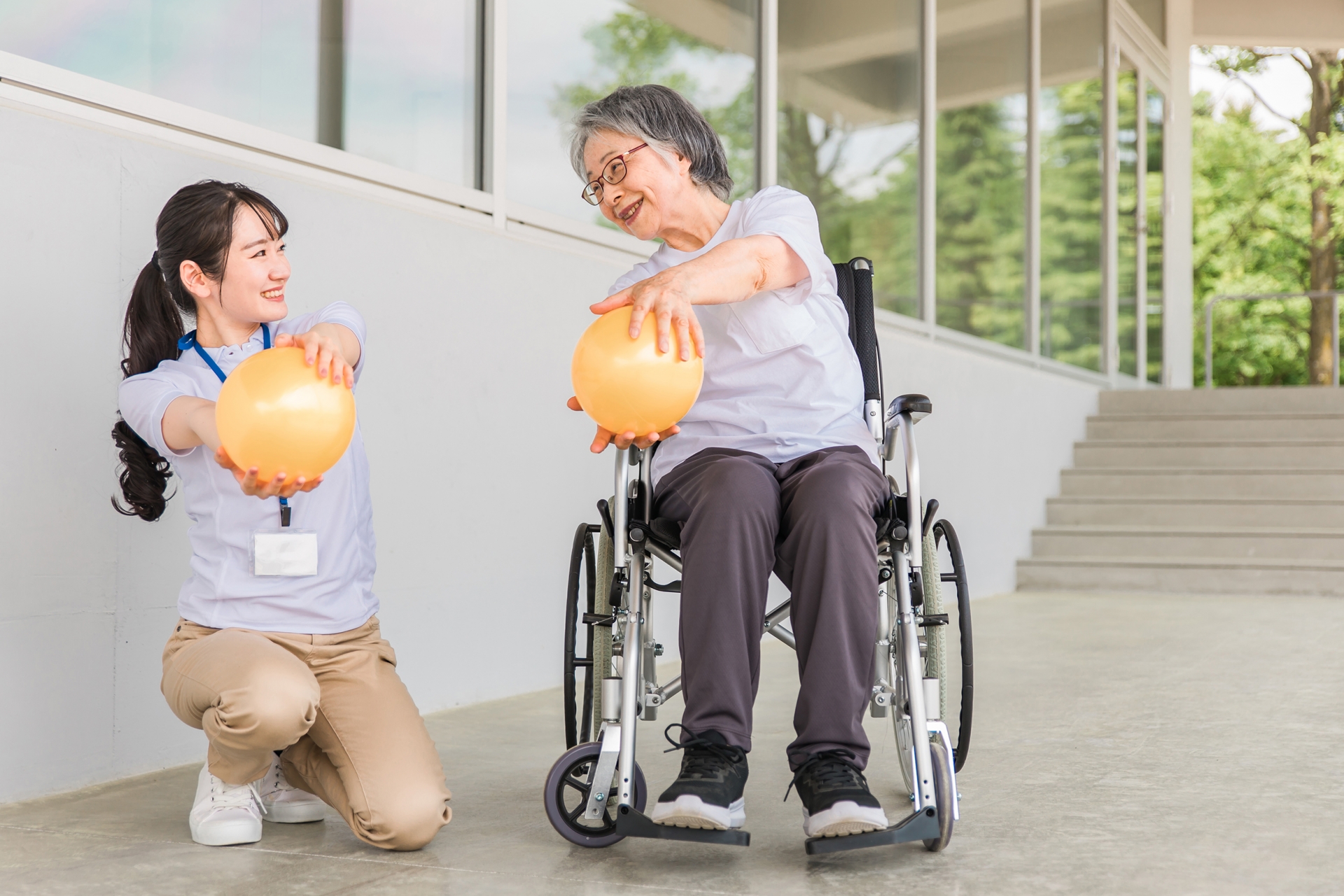 年間300以上のレクを実施, 室内で楽しめるゲームを動画で紹介！, @rehashine 👈他のレクはここからチェック,リハシャインみやこんじょは毎日レクをしています！, 宮崎県都城市にあるフォロワー数日本一のデイサービス👑, 無料体験・ご相談随時受付中😊,レクリエーション都城市都城宮崎県宮崎sensoryplayactivitieskindergarten