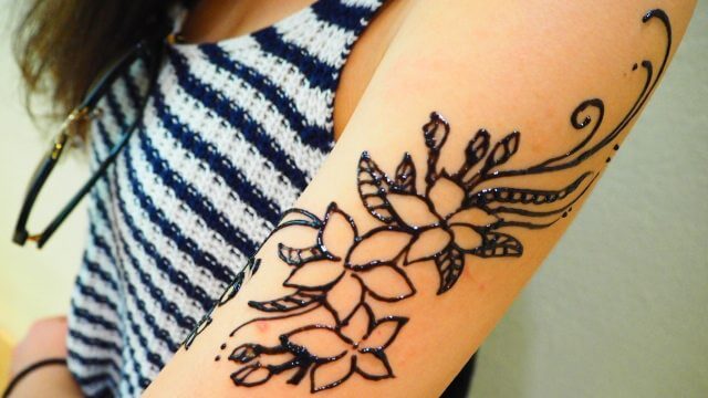 顔へのタトゥーはどんなデザインが良い？ブログ大阪 LUCKY ROUND TATTOO 刺青