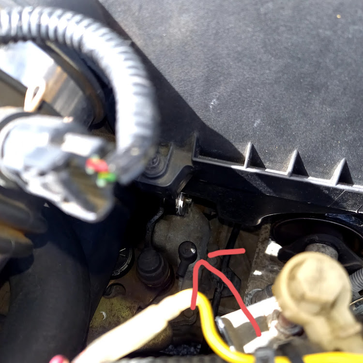 走行中オイルが焼ける臭い？オイル漏れを疑うべき症状とは？ - MHO ENGINEERING