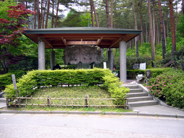 穂高温泉郷にある「八面大王足湯」来て！観て！松本『彩』発見