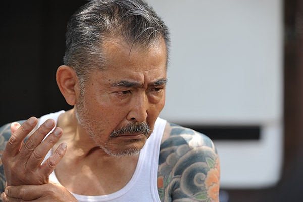 映画『化身』で輝く藤竜也のダンディな魅力と大人の男の憧れ