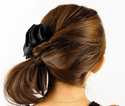 女性が葬儀に参列する際の髪型やメイク・ネイルのマナー株式会社 天礼社