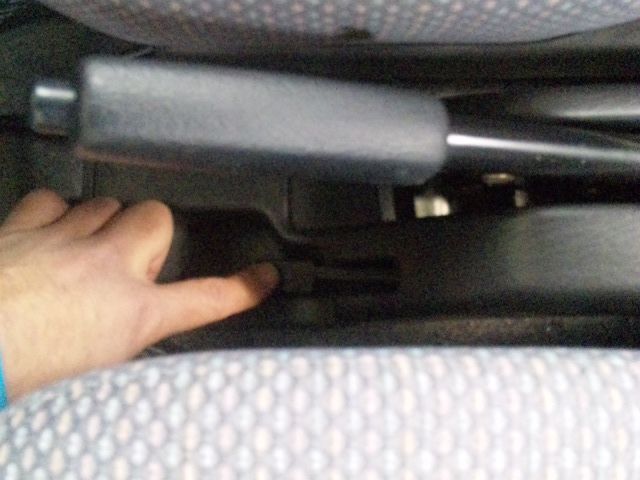 ダイハツミライース ぶつけて凹んだリヤゲート上を冬前に駆け込み修理‼︎傷・錆・凹み・事故修理 自動車板金塗装専門店北海道札幌市 株 ラルフ札幌店do-blog ドゥブログ