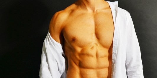 大胸筋を鍛える筋トレ！自宅・ジムでできるメニューで効果的に胸板を厚くしよう