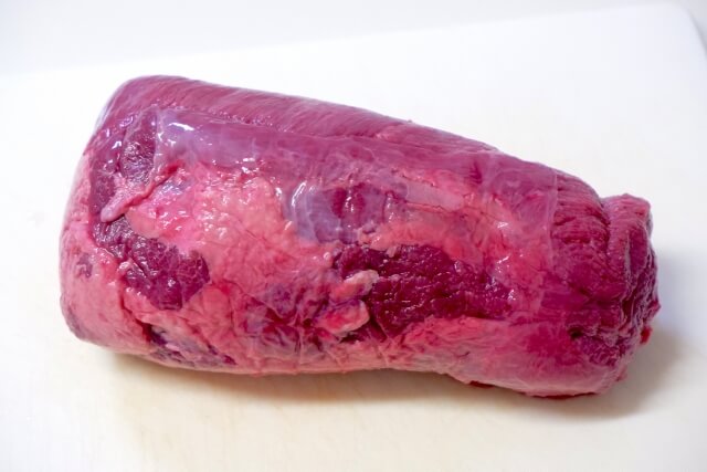 牛タン ブロック 仙台 陣中 厚切り 牛タン丸ごと一本 塩麹熟成120g 1本 まるごと スライス 通販 宮城 取り寄せ お歳暮 御歳暮 クリスマスお祝い ギフト : 牛タンと酒粕の店 食べてっ亭 ヤフー店 - 通販 - Yahoo!ショッピング