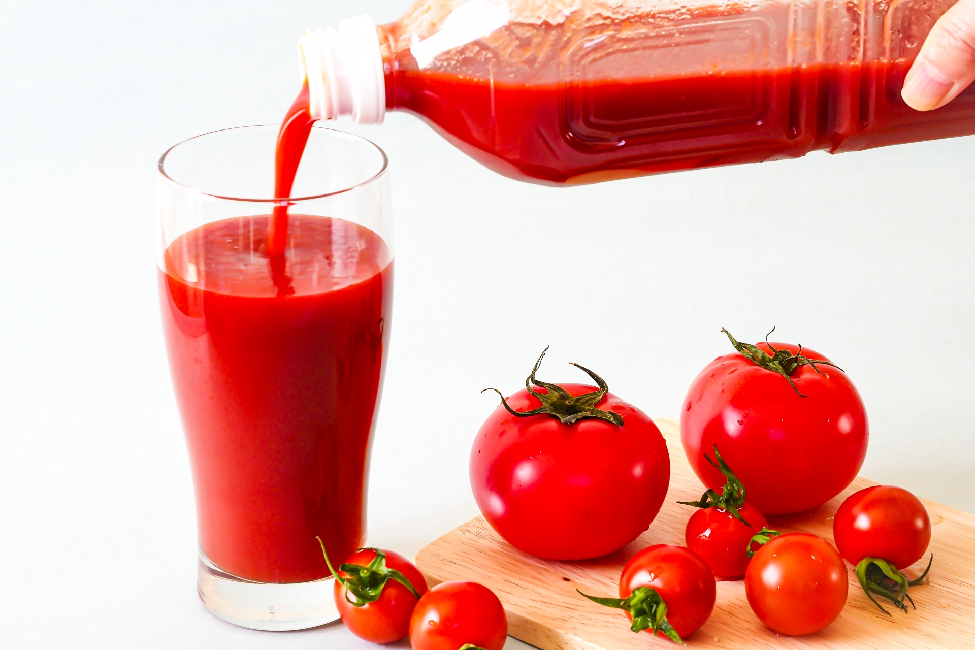 メラニン排除でシミを改善「朝トマトジュース」からだにいいこと