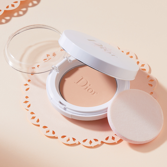 ディオール DIORディオールスキン フォーエヴァー クッション リフィル ファンデーションその他マキアオンライン美容雑誌『MAQUIA マキア 』公式ビューティサイト