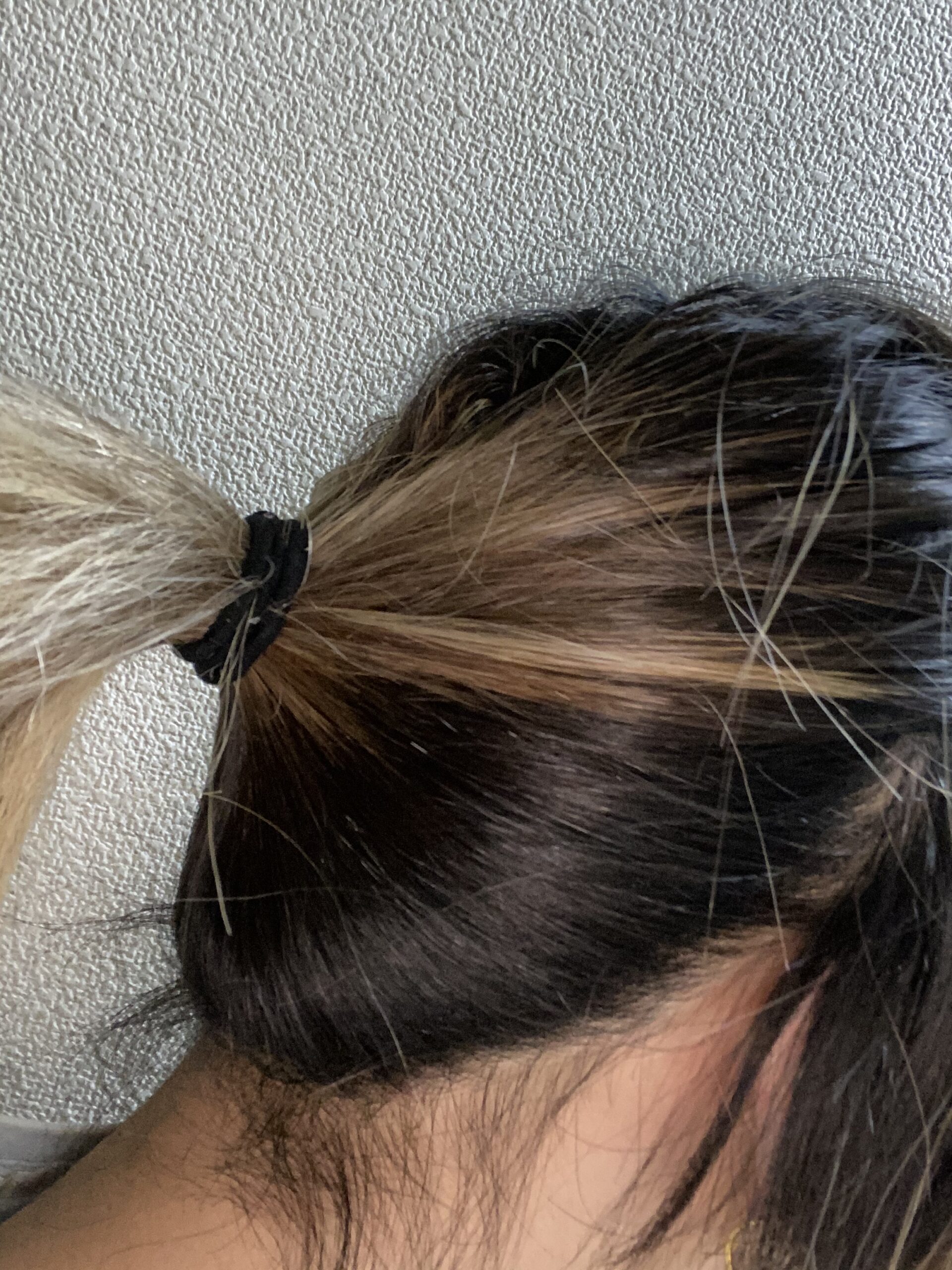 ポニーテール頭痛」に悩む方へ！髪を結ぶと頭が痛くなる時の対処法3つ紹介！TOMOO ONO.COM–