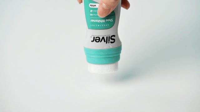 漂白したはずの白スニーカーの黄ばみに「ティンクル」が効きました - 言いたいことやまやまです