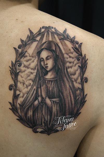 聖母マリア様のタトゥーの意味大阪 タトゥースタジオLUCKY ROUND TATTOO 刺青