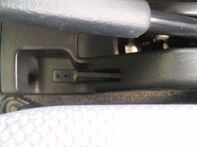 ダイハツ ミラ給油口が開かない ﾟДﾟ ・店舗おススメ情報タイヤ館 太宰府 福岡県