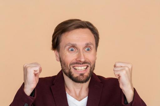 すごい顔文字！喜怒哀楽！感情豊かなひと。のLINE絵文字画像、情報など