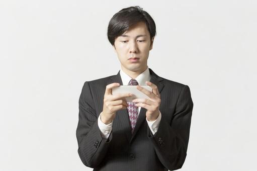 スマホがブレない！自撮りをする時にGOODな持ち方やコツを教えて！Fiache