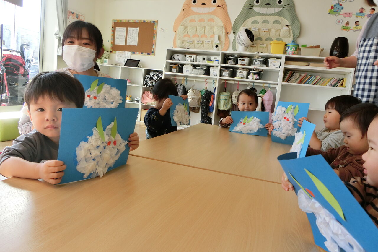 雪うさぎの折り紙 平面で簡単な折り方作り方☆子供とつくる冬の製作♪│子供と楽しむ折り紙・工作