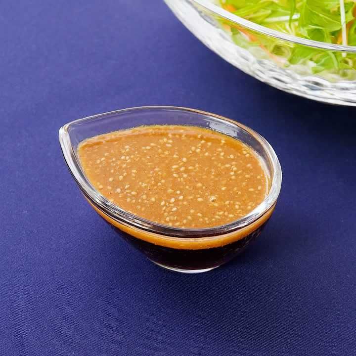 こんにちは 手作りドレッシングのレシピあり❣ お酢活で美酢 @micho.jp_official をのんでいます 今はザクロを飲んでいる@a_avenue0149 です この美酢、炭酸割りや牛乳割りも良いけれど、手作りドレッシングにもオススメなの 〜〜美酢ドレッシング〜〜 ・美酢 大さじ3