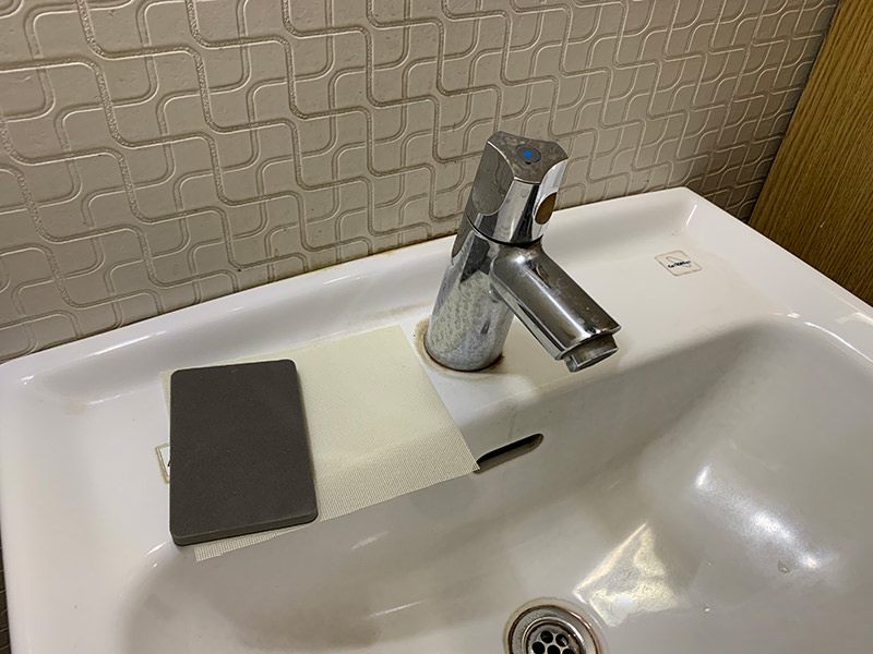 滑らかな表面で汚れが溜まりにくく 清潔を保ちやすい設計 洗面ボウル 排水金具付き 混合水栓 陶器製 おしゃれシンプルYahoo!フリマ 旧PayPayフリマ