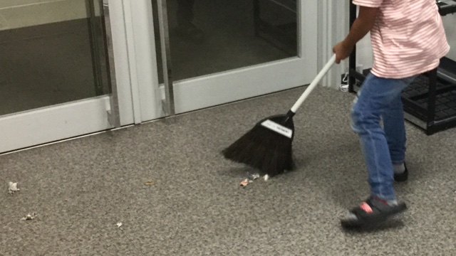 ボランティア コミュニティサービス 床を掃く ほうき イラストイラスト画像とPSDフリー素材透過の無料ダウンロード - Pngtree