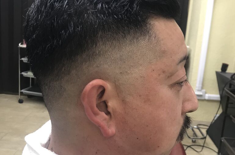 震災刈り パンチパーマ スキンフェードカットスペース・Ｋ ｰ BARBER SHOP横浜市港南区の理容室