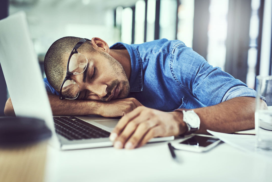 お昼寝枕 オフィス うつ伏せ寝枕 デスク 昼寝枕 昼寝 枕 携帯枕 おひるねピロー デスク枕 ネックピロー 昼寝用枕 マクラ 机 送料無料の通販はauPAY マーケット - 華貿易au PAY マーケット－通販サイト