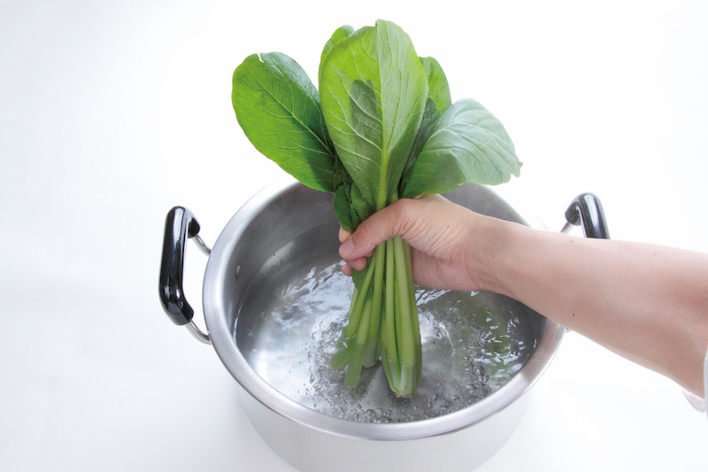 加熱で変わる？小松菜の栄養成分とおすすめレシピ7選 管理栄養士監修- macaroni