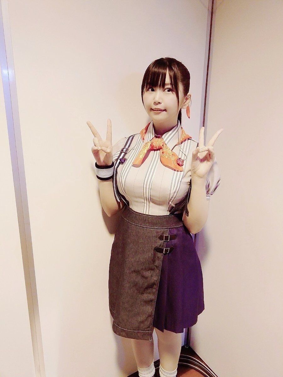 スタイル抜群 巨乳な女性声優６選 - YouTube