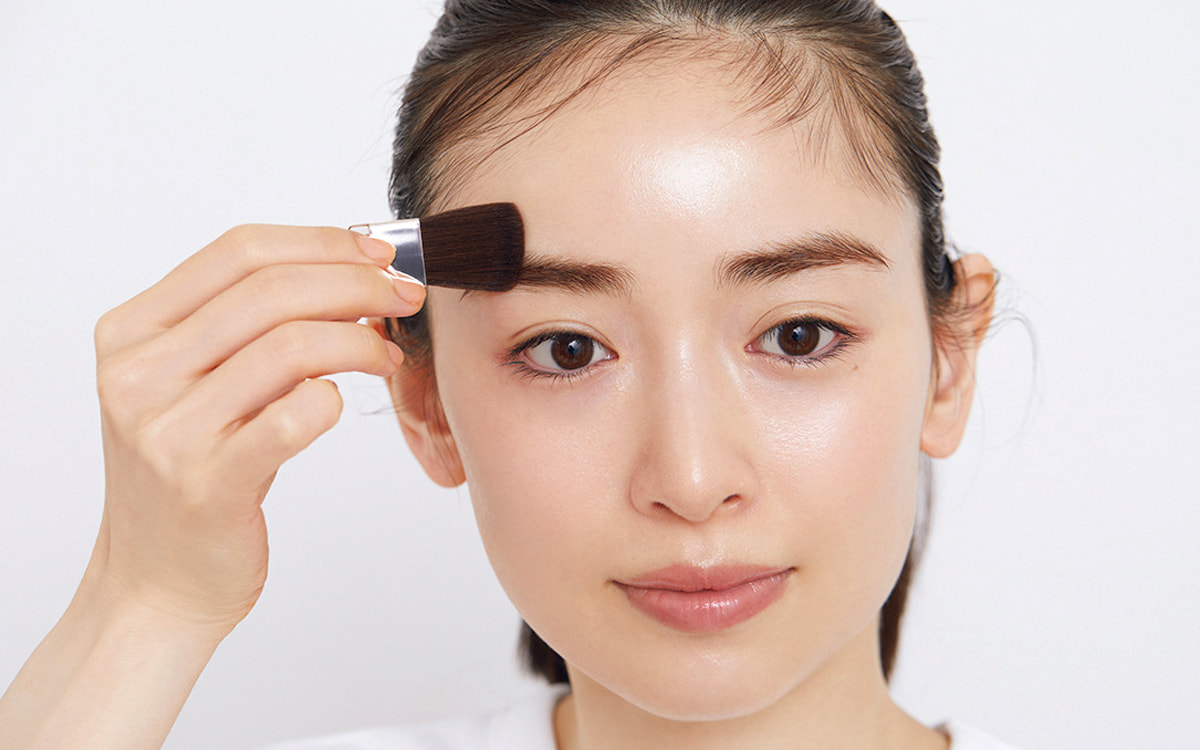 鼻を小さく見せる5つのメイクテクニック 悩み別 忘れ鼻の作り方