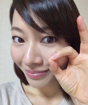 頬肉を落とす方法とは？筋トレやマッサージ、おすすめの美容整形も解説EMMO FACE CLINIC大宮 東京三田 大阪梅田の美容外科・美容皮膚科