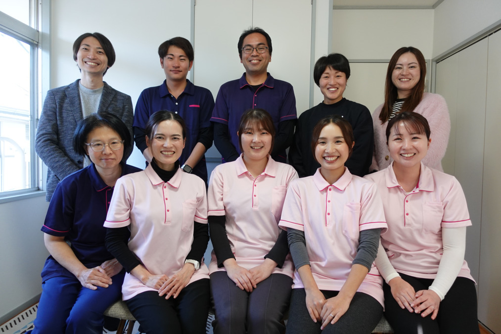 オリレアは思いやりに溢れる職場です😌✨, 🌸🌸🌸🌸🌸🌸🌸🌸🌸🌸, オリレア訪問看護ステーションでは,現在看護師さん、リハビリさんを, 募集しています😊✨✨, ここでは、『幸せに働く』ことを, 体現できると自負しています✨✨,働く仲間が幸せでないと、いいサービスもできません。, だから、まず働く私たちが幸せになりましょう☺️✨, 勤務地, 東京都府中市、小平市,採用情報の詳細は、プロフィール,