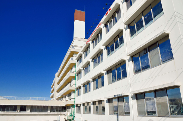 小さい病院と大きい病院、転職におけるメリット、デメリットは？転職カモ